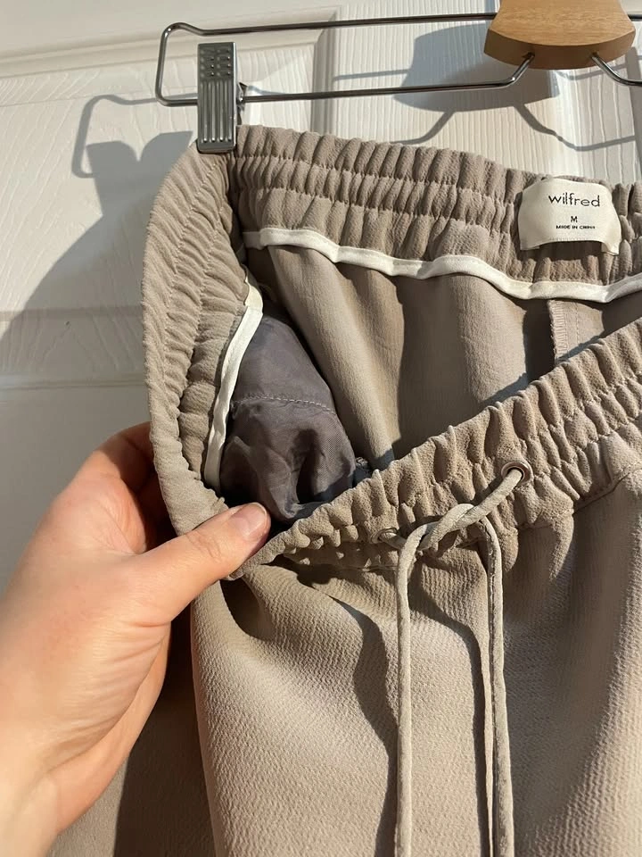 Aritzia Wilfred Jogger Drawstring Casual Pants, Size M - photo 5