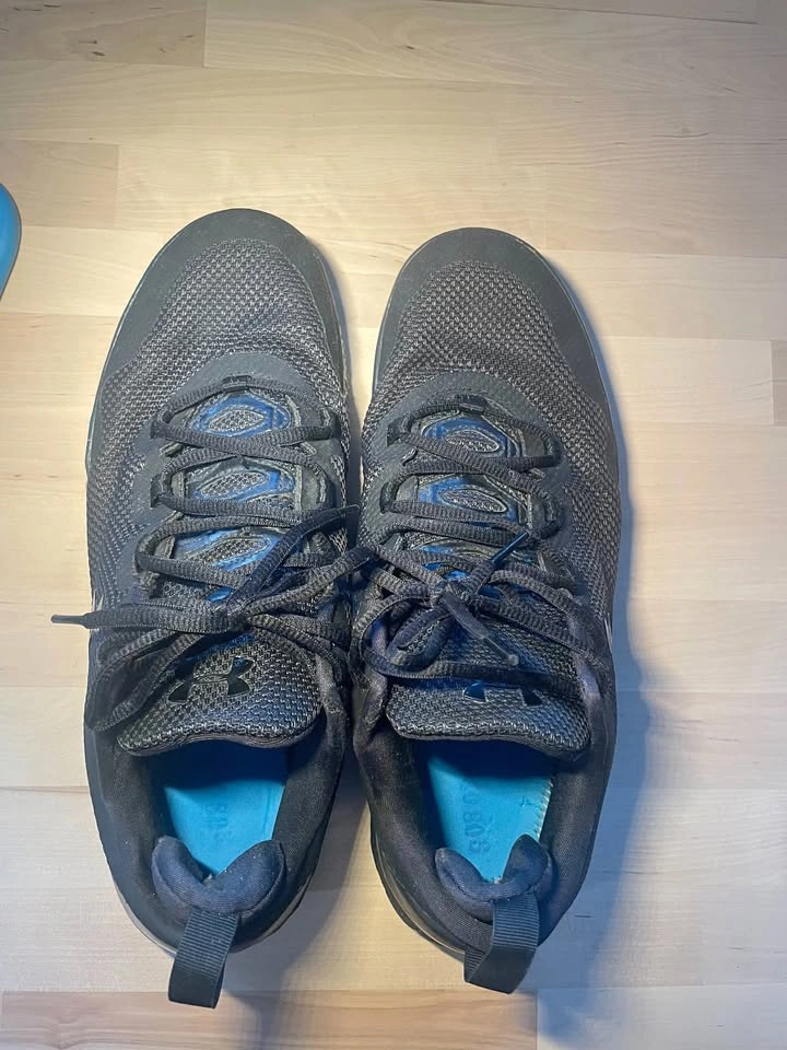 Under Armour running shoes 10.5 US men