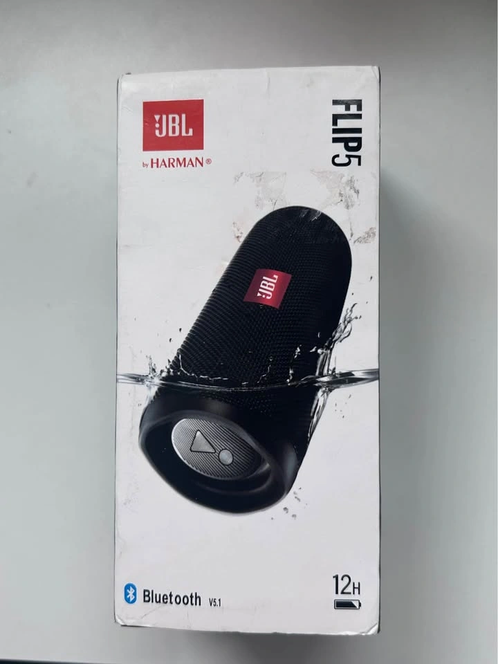 JBL Flip 5 Bluetooth Speaker