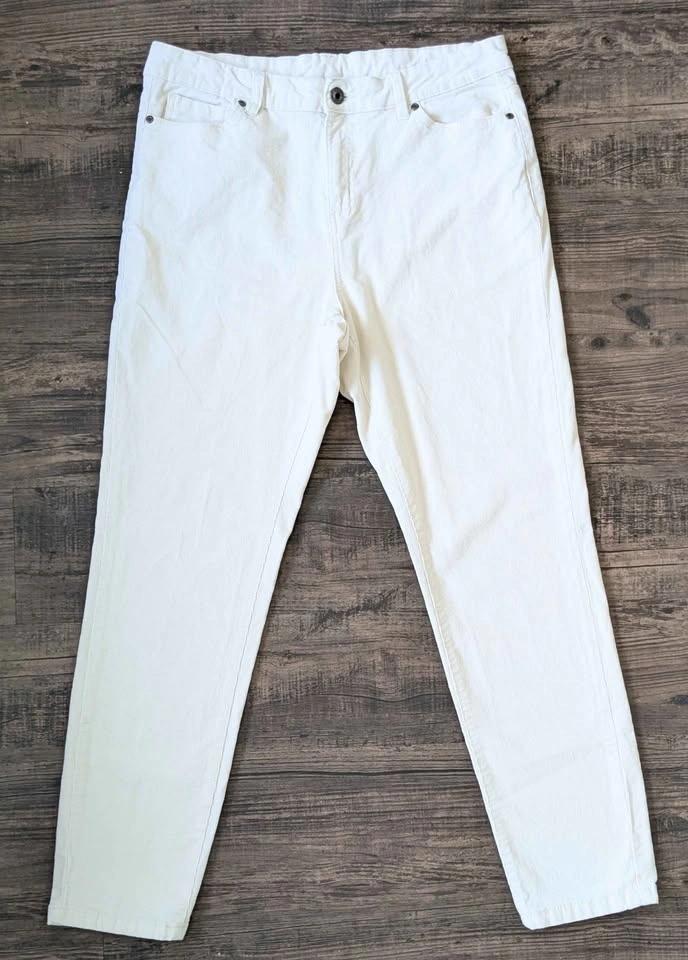 Women’s Size 12 Cream Corduroy Pants – Stretch Fit - photo 2
