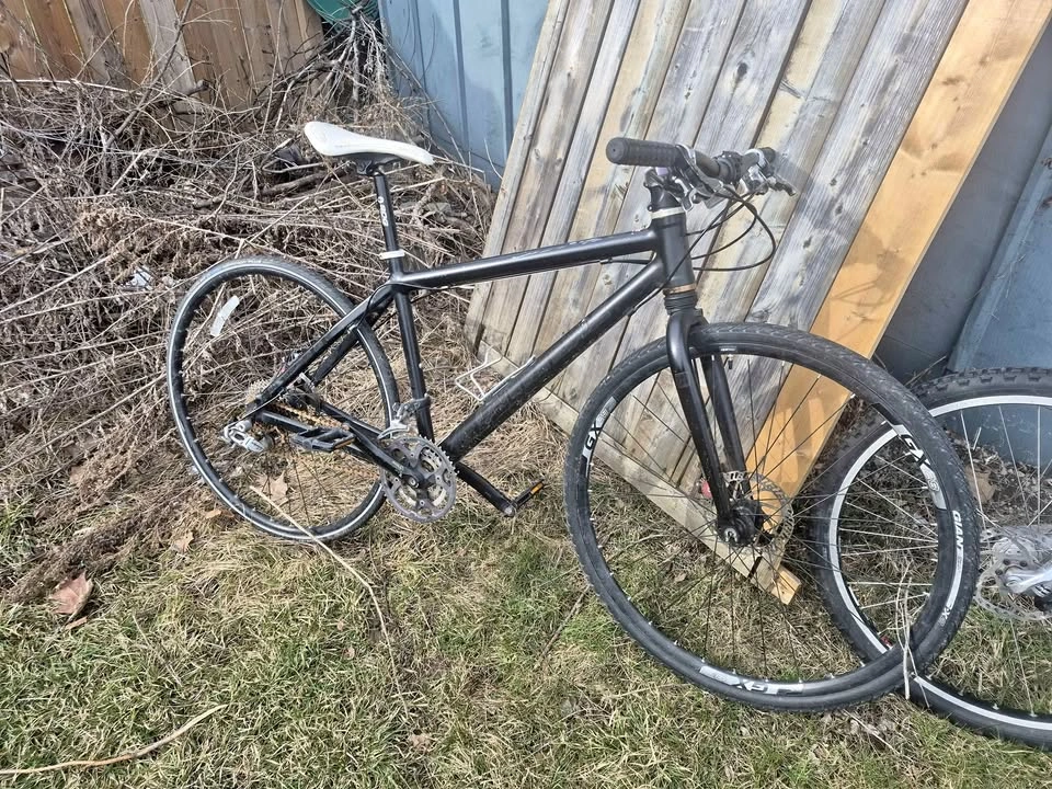 Cannondale Bad Boy Hybrid Bike - Large (48-52cm)