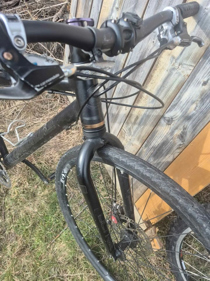 Cannondale Bad Boy Hybrid Bike - Large (48-52cm) - photo 3