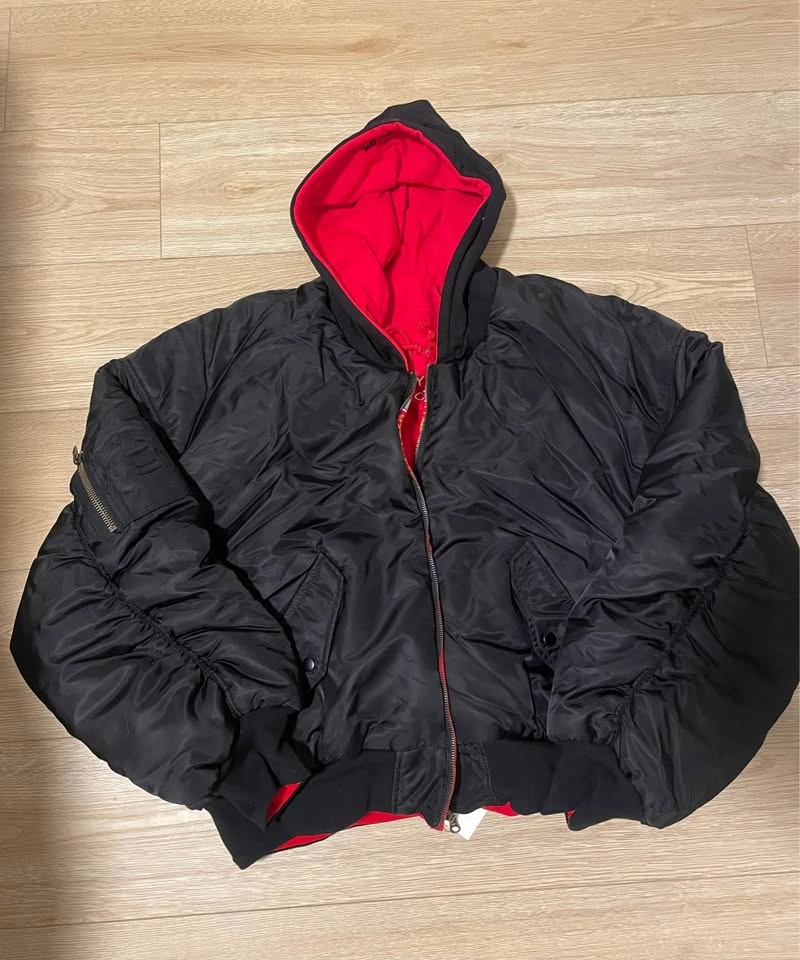 Streetwear Reversible Bomber Jacket Hooded Black/Red - photo 2