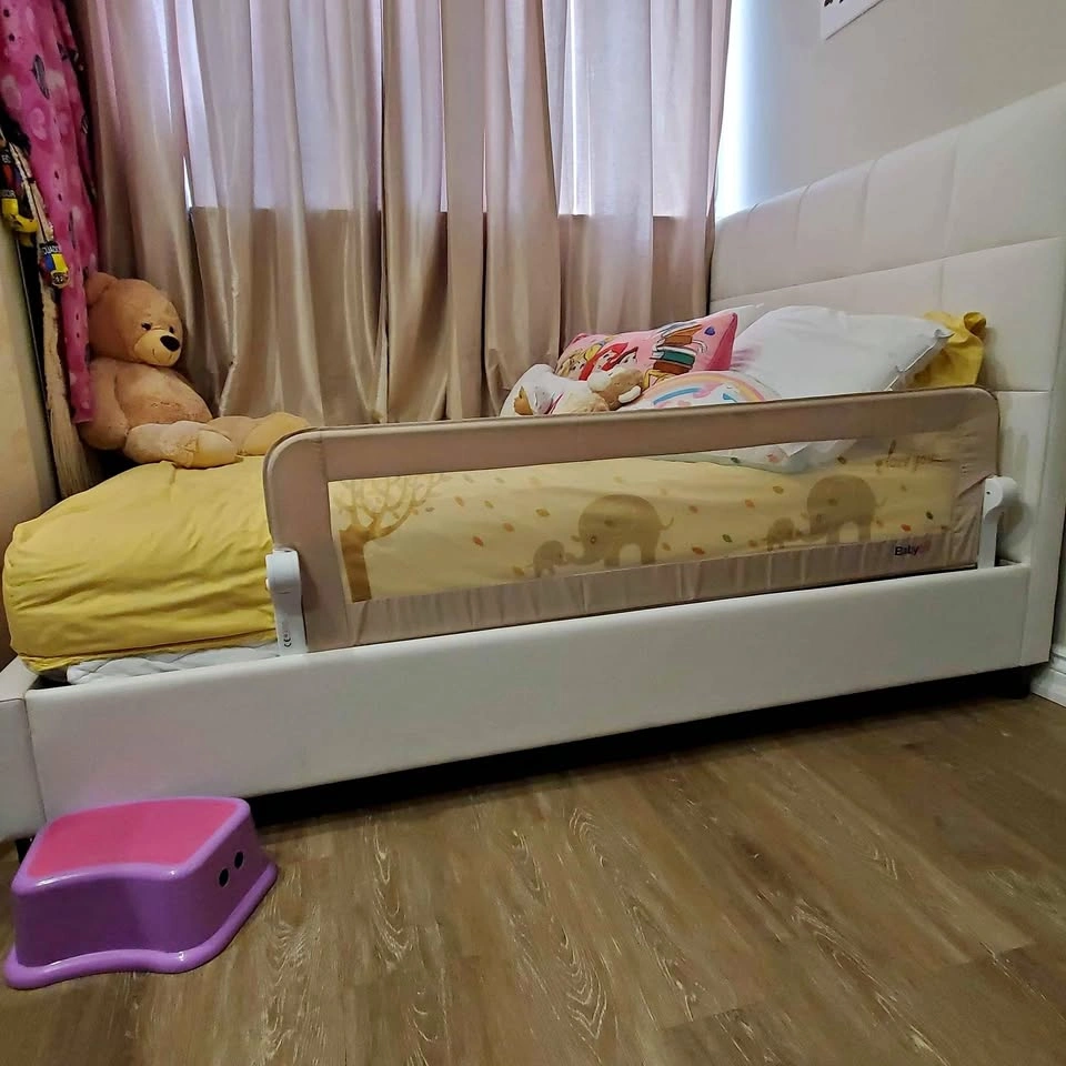 Foldable extra large bed rail (1.5m)