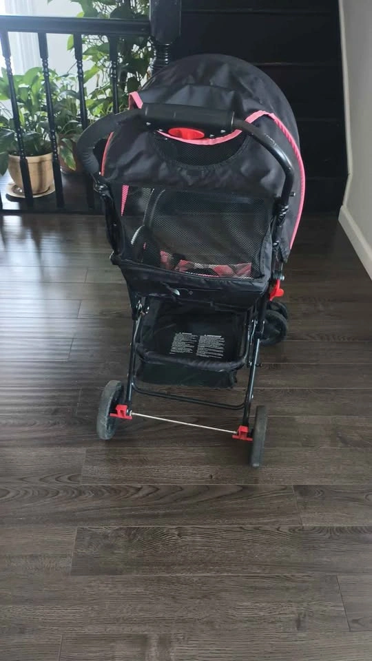 Lightweight Girl's Stroller - photo 3