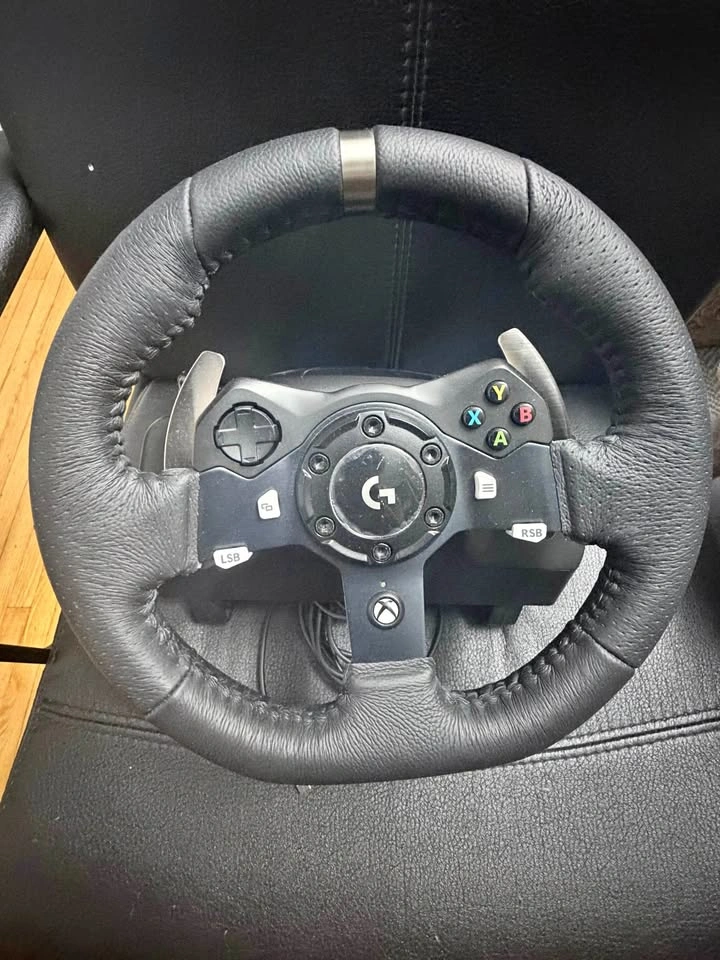 Logitech G920 Steering Wheel