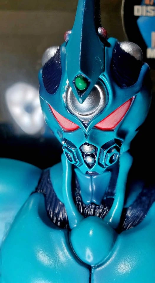 Guyver 1/6 Jumbo Figure