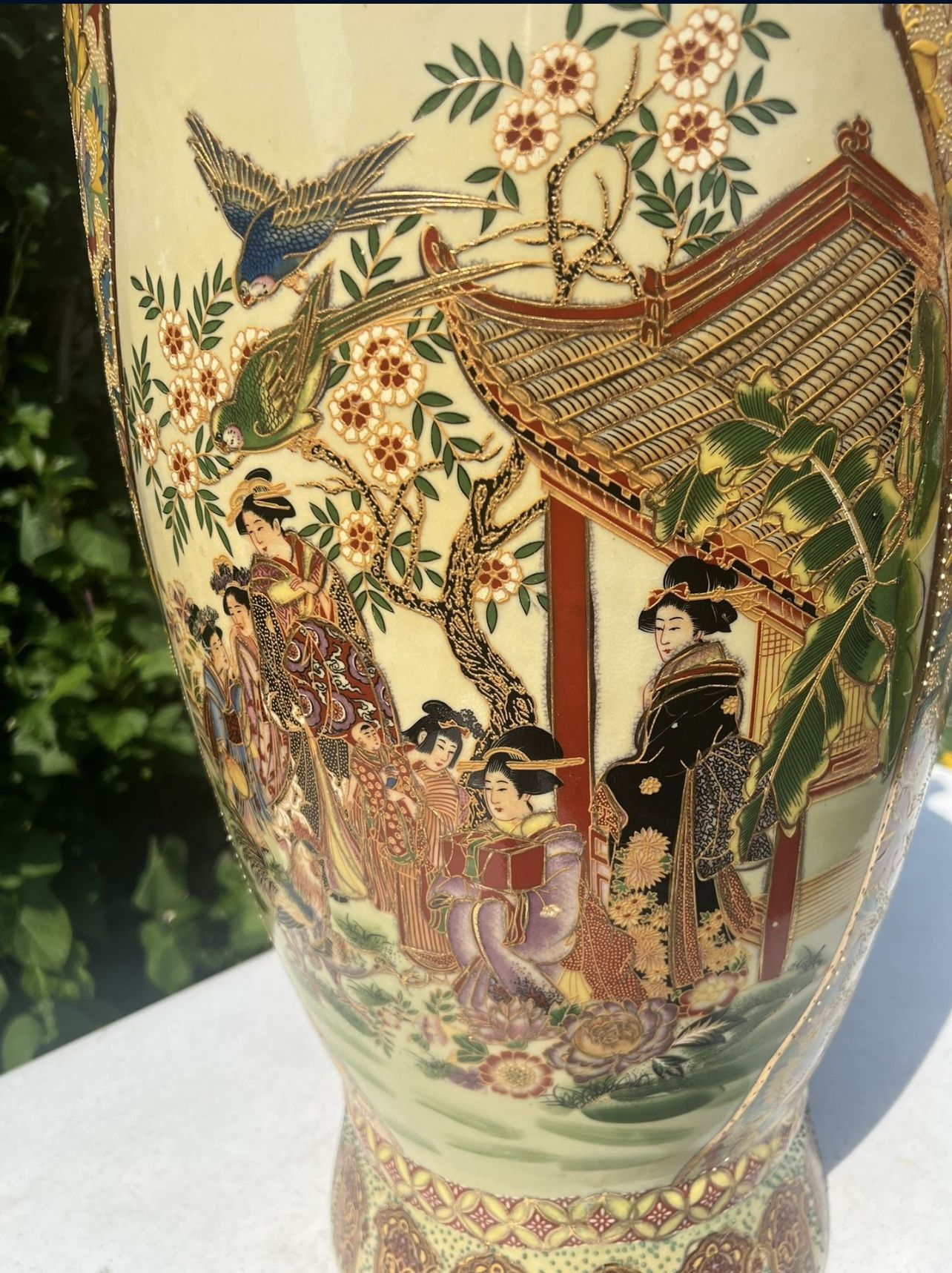Chinese 32" Asian Floor Vase - Birds, Geishas, Flowers - photo 3