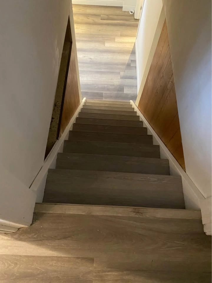 Wooden Stairs - photo 3