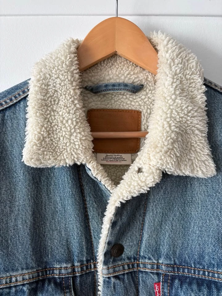 Levi's Premium Sherpa Lined Denim Jacket - photo 2