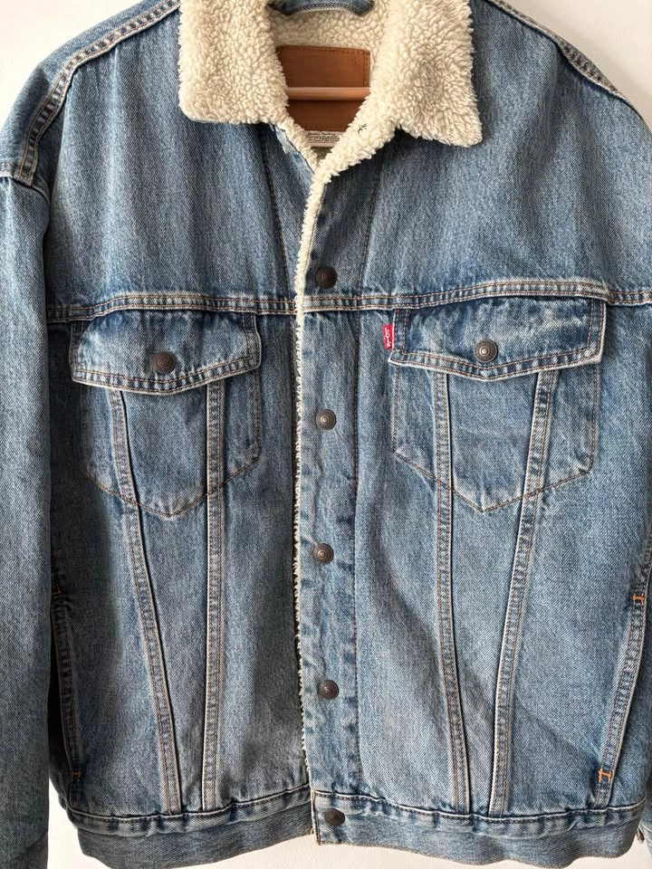Levi's Premium Sherpa Lined Denim Jacket - photo 3