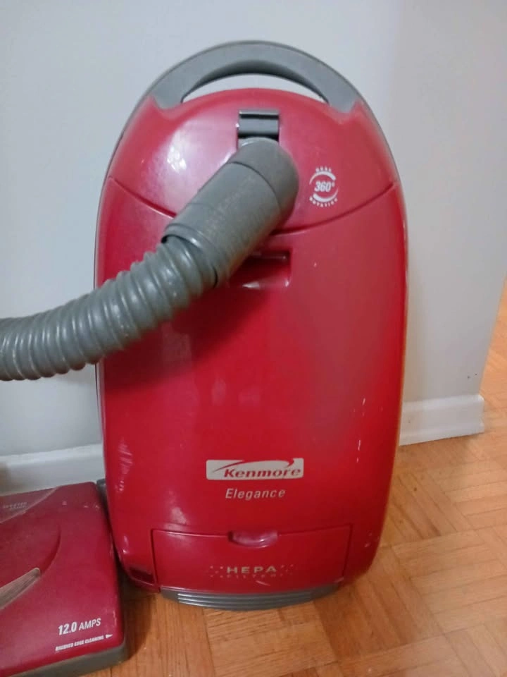 Red Kenmore Vacuum - photo 2