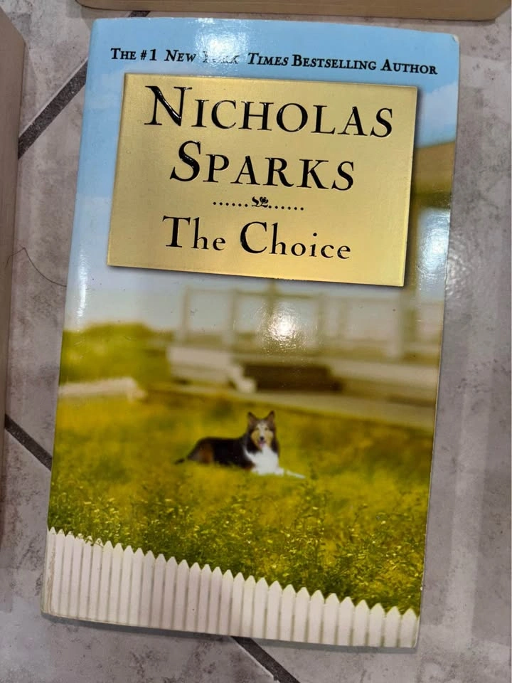 Pre-Owned Nicholas Sparks Book Collection - photo 5