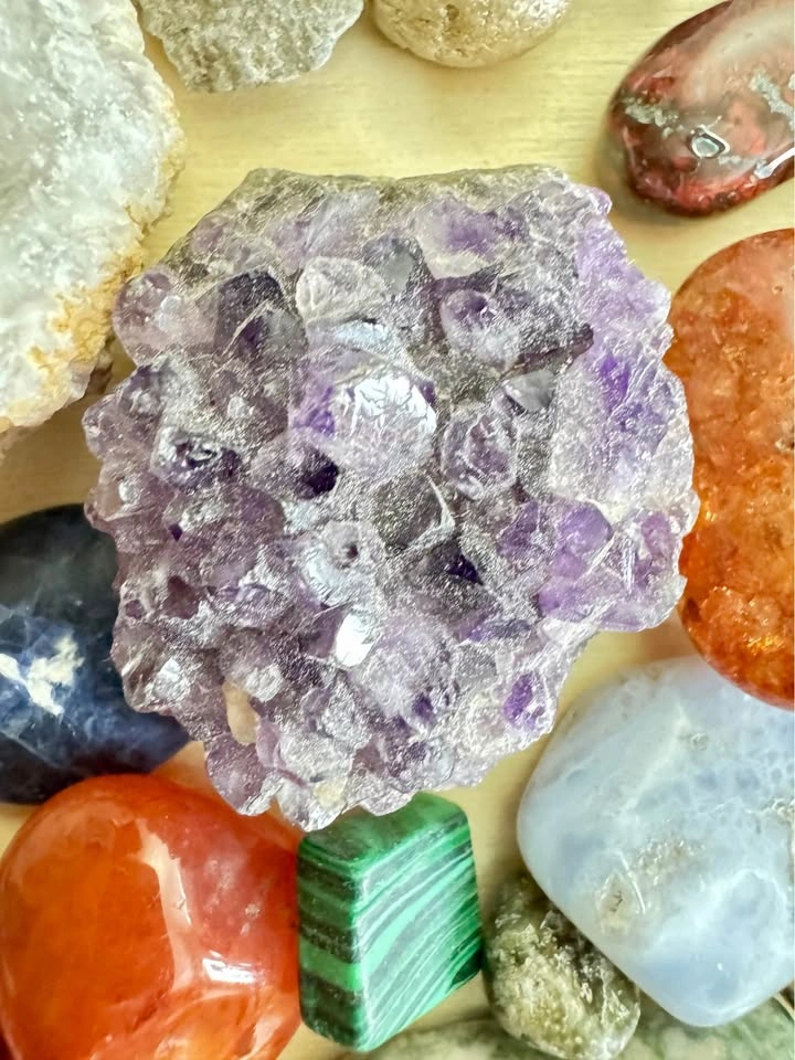 Huge Rock & Crystal Collection in Wooden Box - photo 4