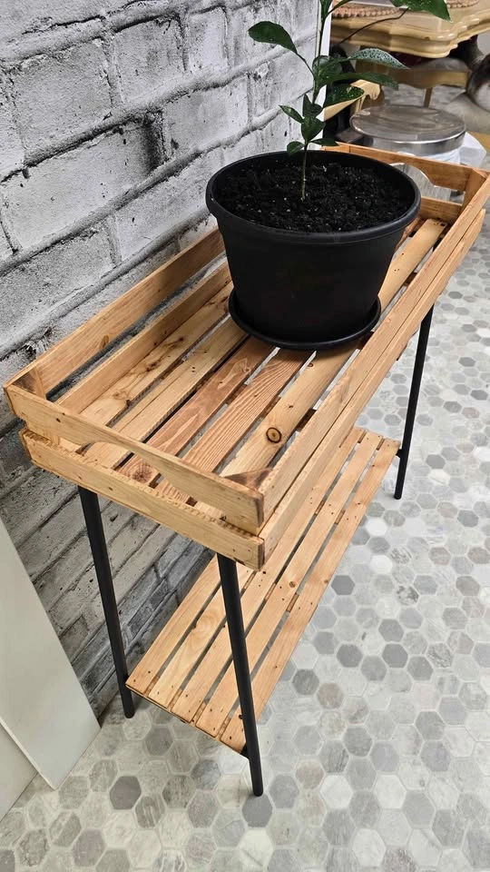 Handmade Wooden & Metal Plant Stand – Unique DIY Build 🌱 - photo 2