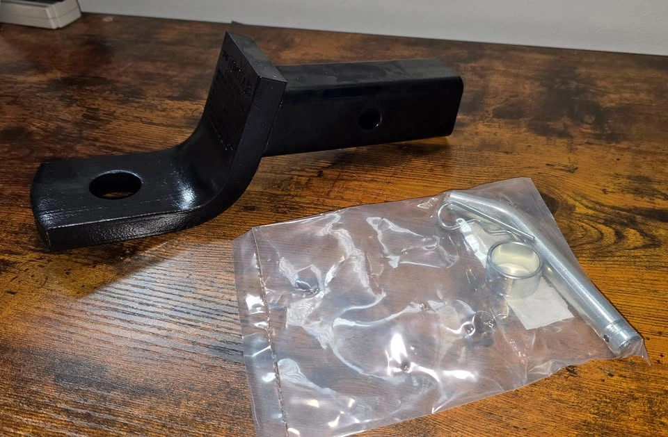 Toyota Hitch Ball Mount OEM (Ball & Hitch Cover)