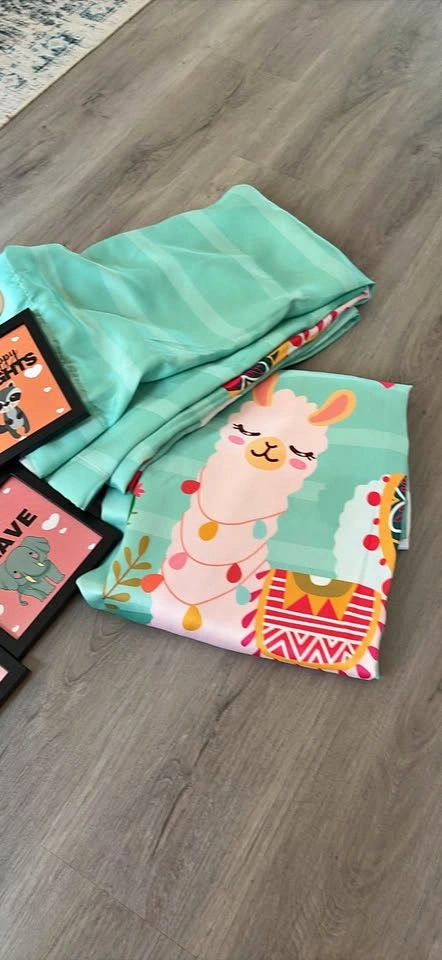 Baby curtains and frames