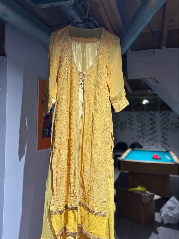 Yellow suit size xs/s - photo 3