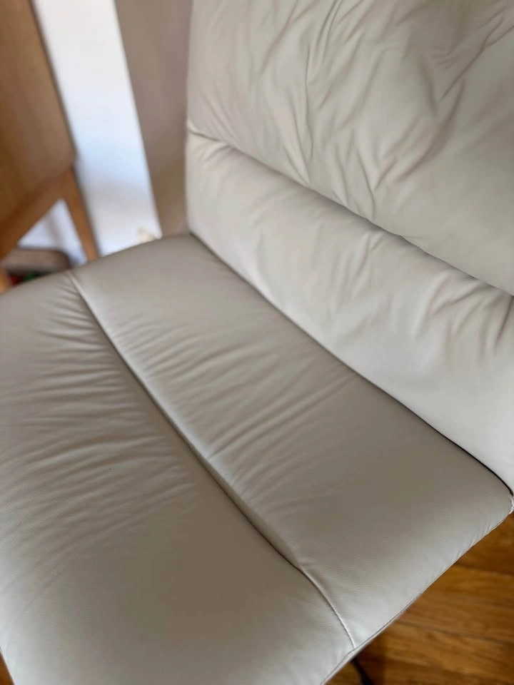 Comfy Swivel Chair - photo 3