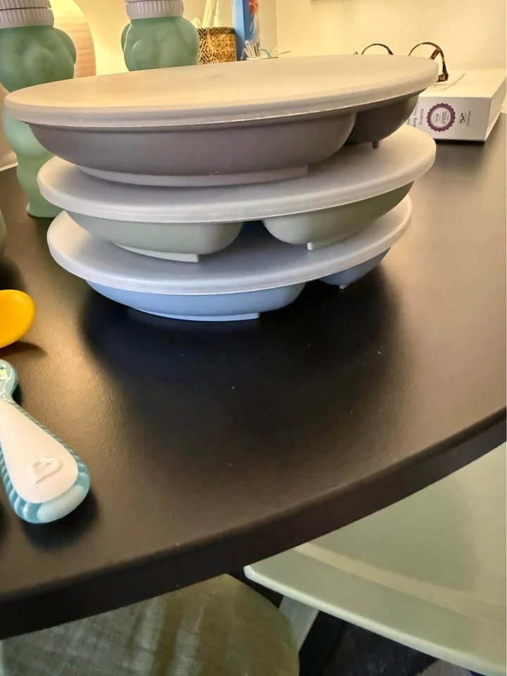Silicone Plates & Utensils Bundle - photo 3