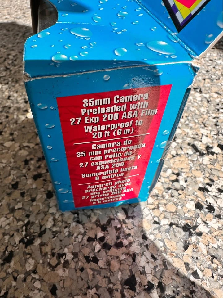 35mm Waterproof Camera Preloaded with Film (Brand New) - photo 4