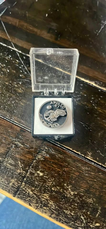 Apollo 11 Official Pin