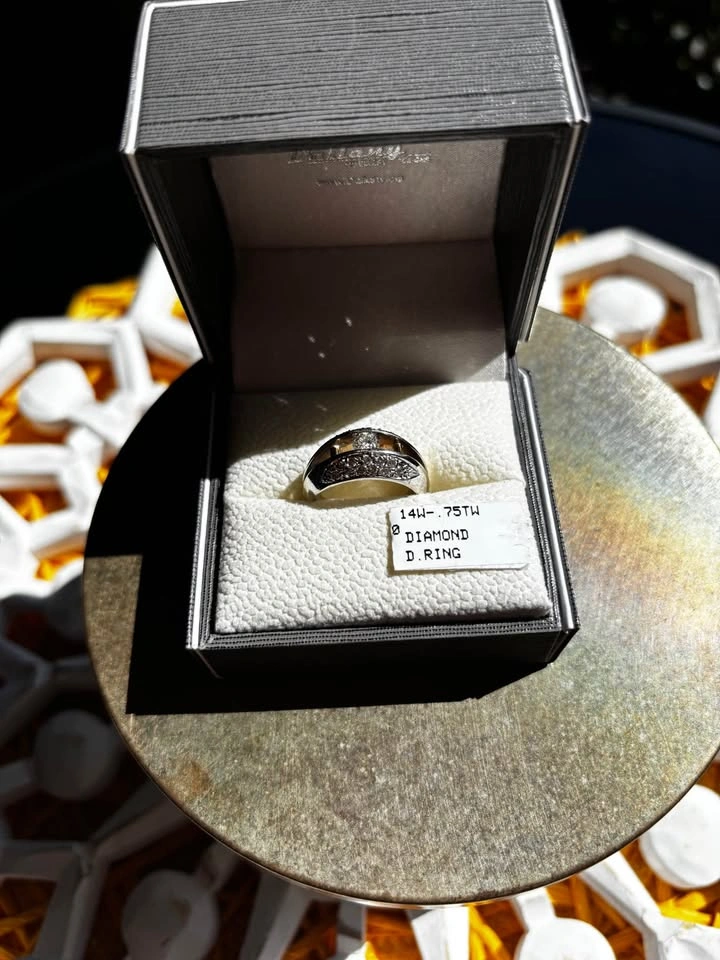 Diamond Ring - photo 3