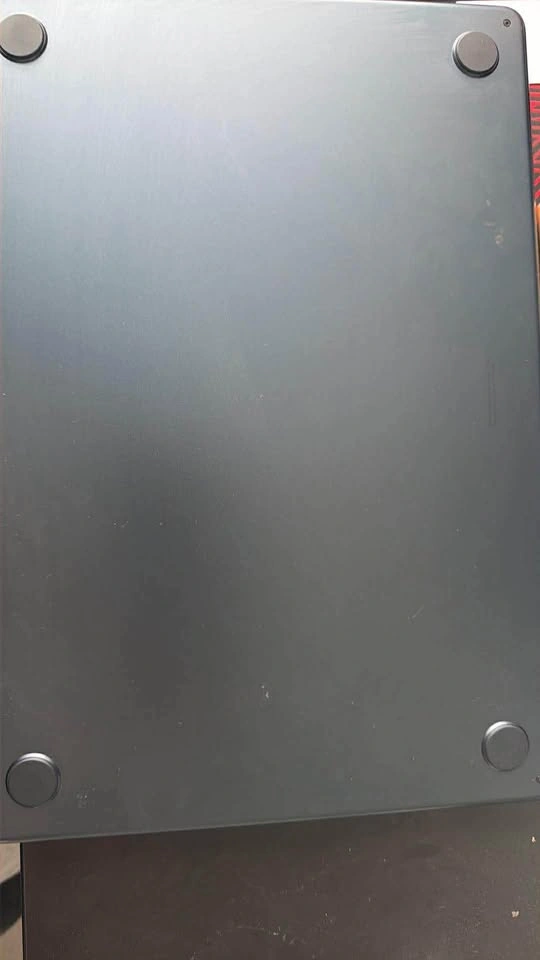 Macbook Air M4 - 2024 - photo 3