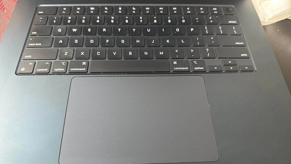Macbook Air M4 - 2024 - photo 4