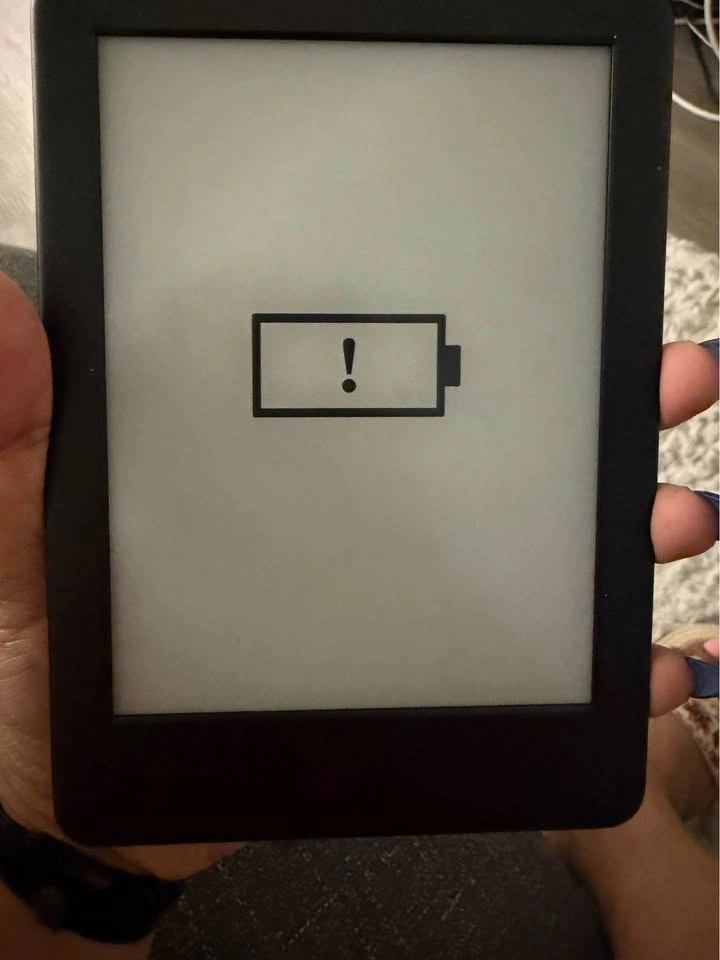 Kindle for sale - photo 3