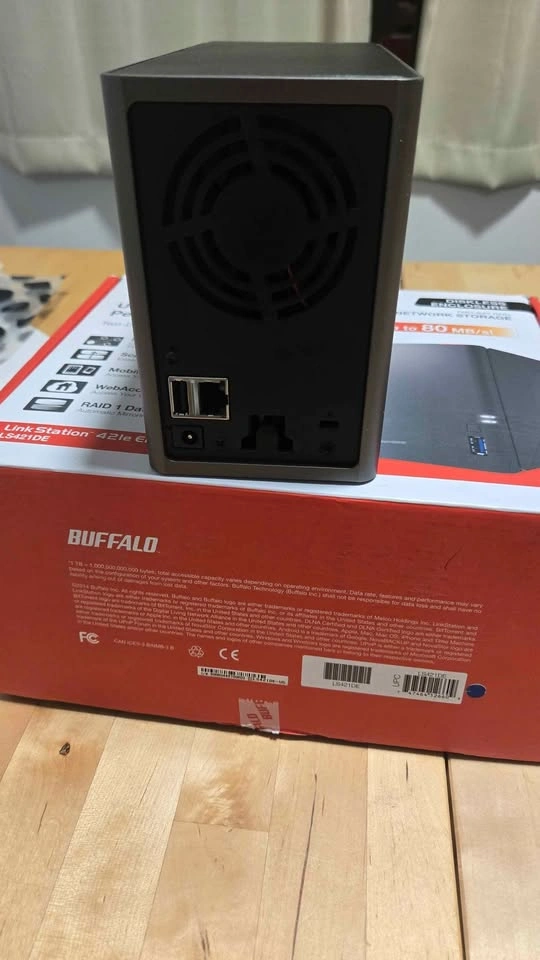 Buffalo Linkstation 421e Diskless NAS Enclosure - photo 2