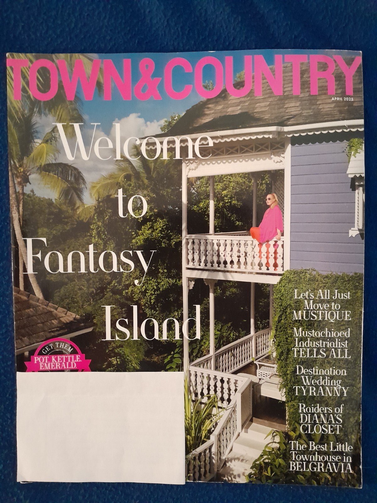 Town & Country Magazine April 2025
