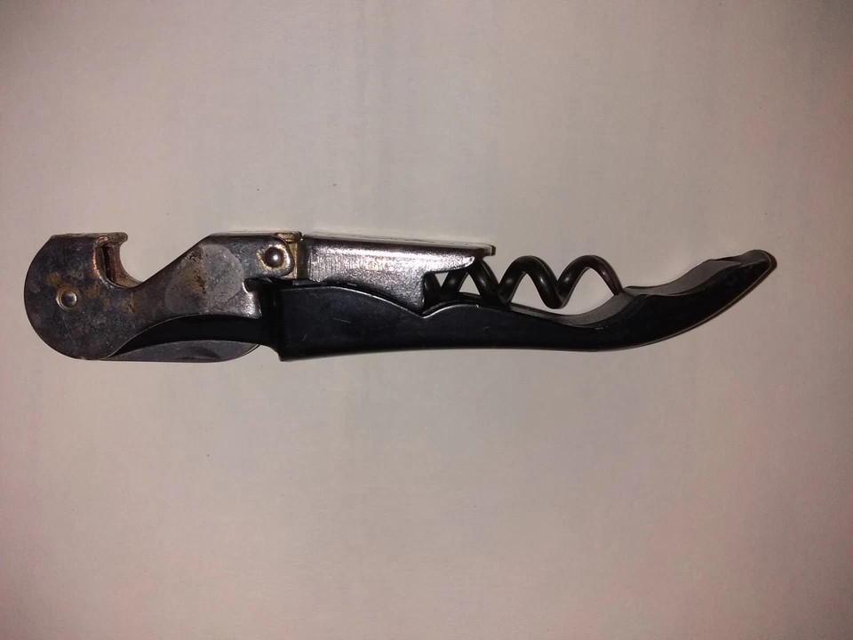 Corkscrew Wine Bottle Opener w/ Foil Cutter - photo 2