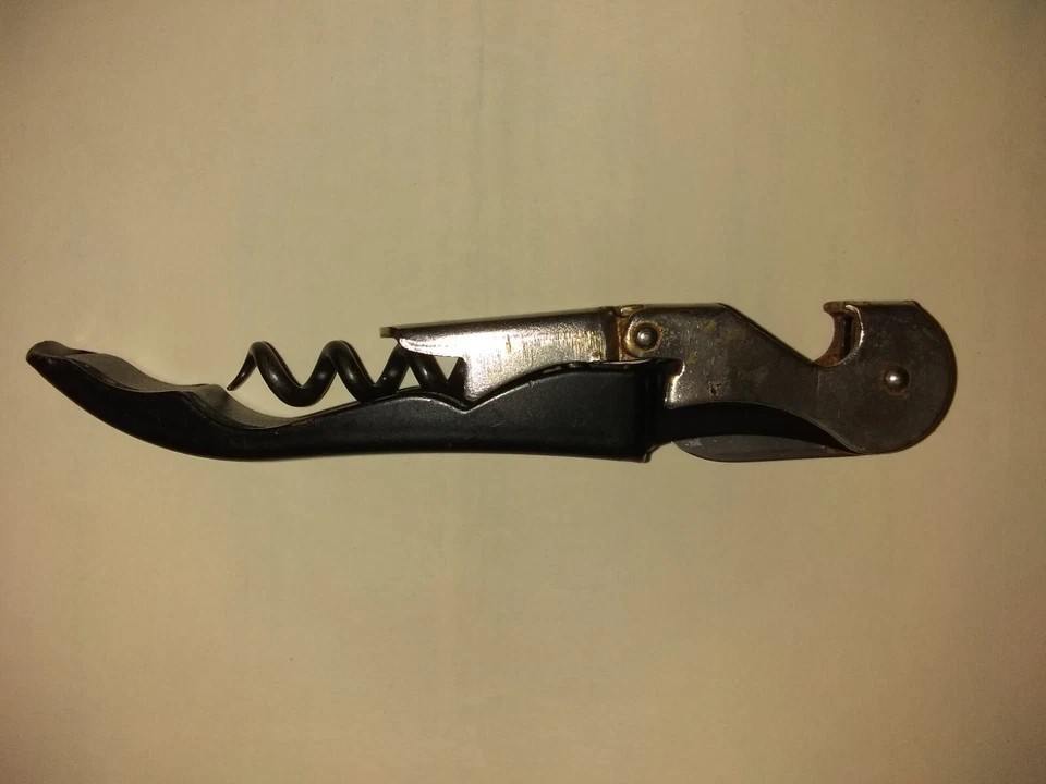 Corkscrew Wine Bottle Opener w/ Foil Cutter - photo 4