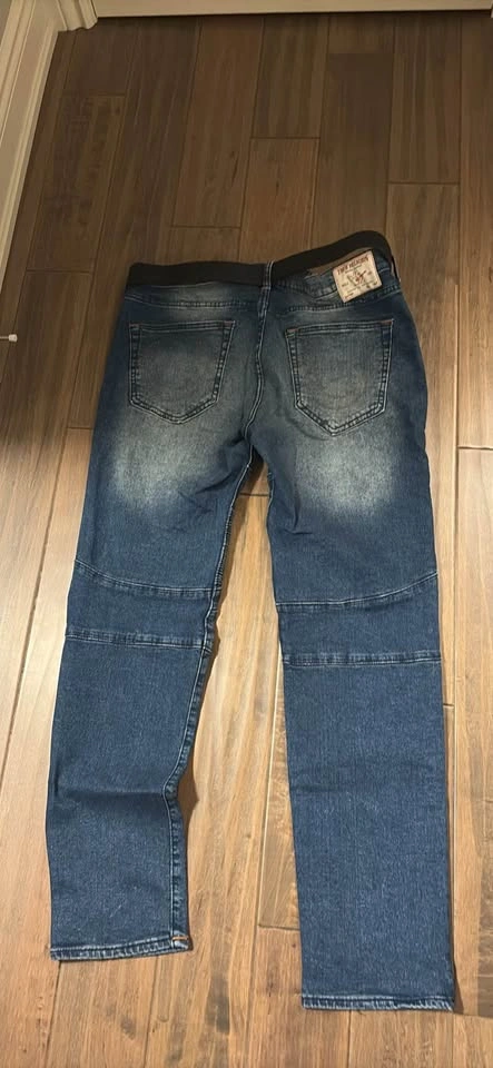 True Religion Belt and Jeans - Men's Size 36 - photo 3