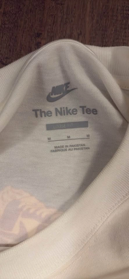 Nike Red & White T-Shirt - Men's Medium (Fits Large) - photo 3