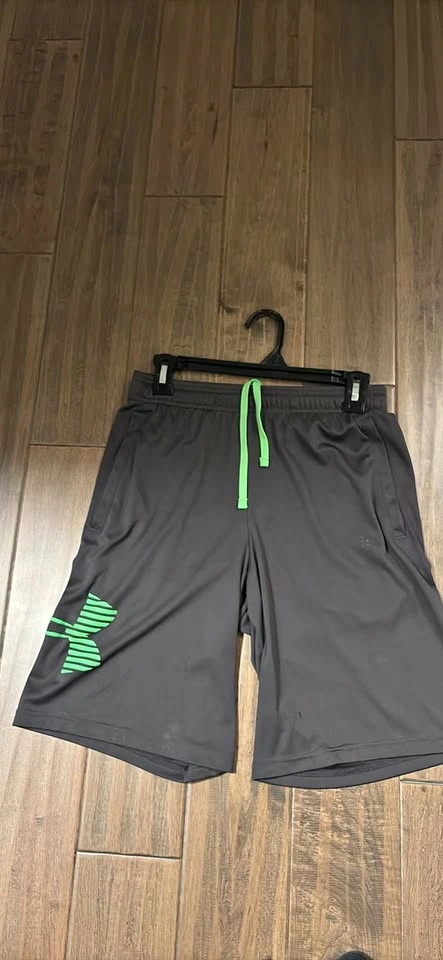 Under Armour Shorts Size XS Men's