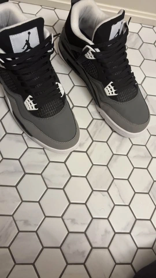 Jordan 4 Fear Men's Size 11 - photo 2