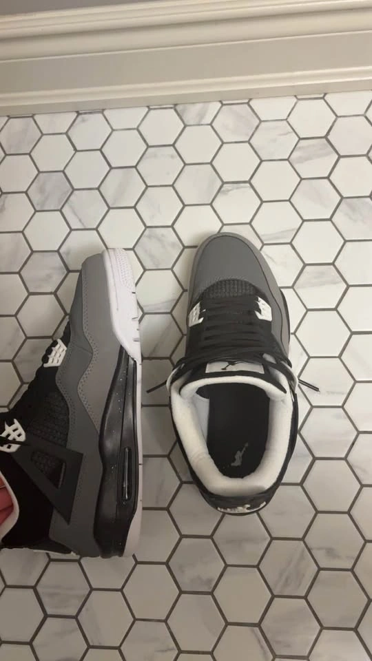 Jordan 4 Fear Men's Size 11 - photo 3