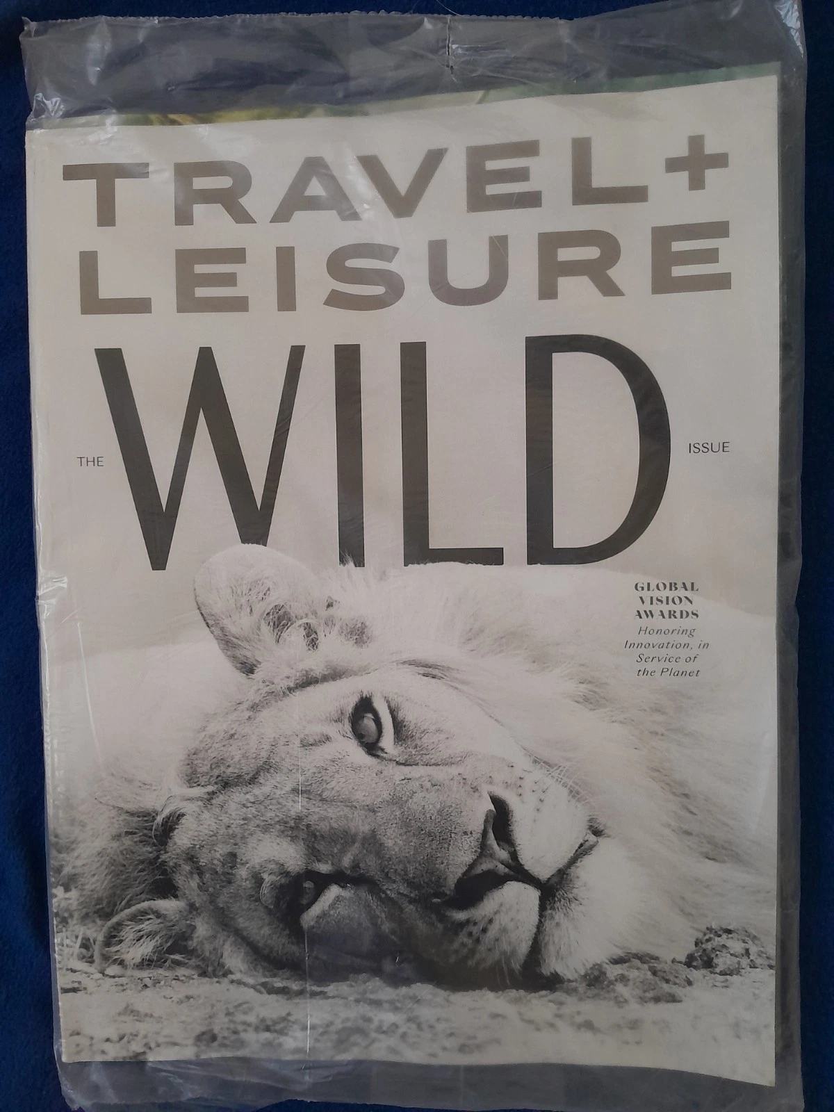 2-PACK TRAVEL + LEISURE, FOOD & WINE MAGAZINES | APR 2026 | TRAV