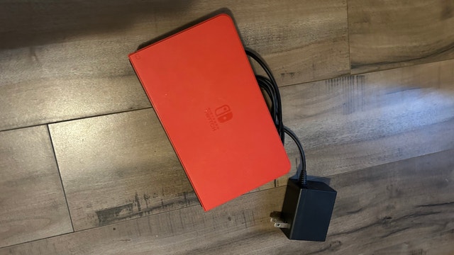 Nintendo Switch V1 (HAC-001) - Super Mario Odyssey Edition - photo 2