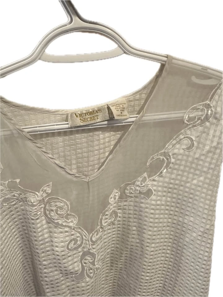 Victorias Secret Gold Label Vintage early-mid 90s top. - photo 2