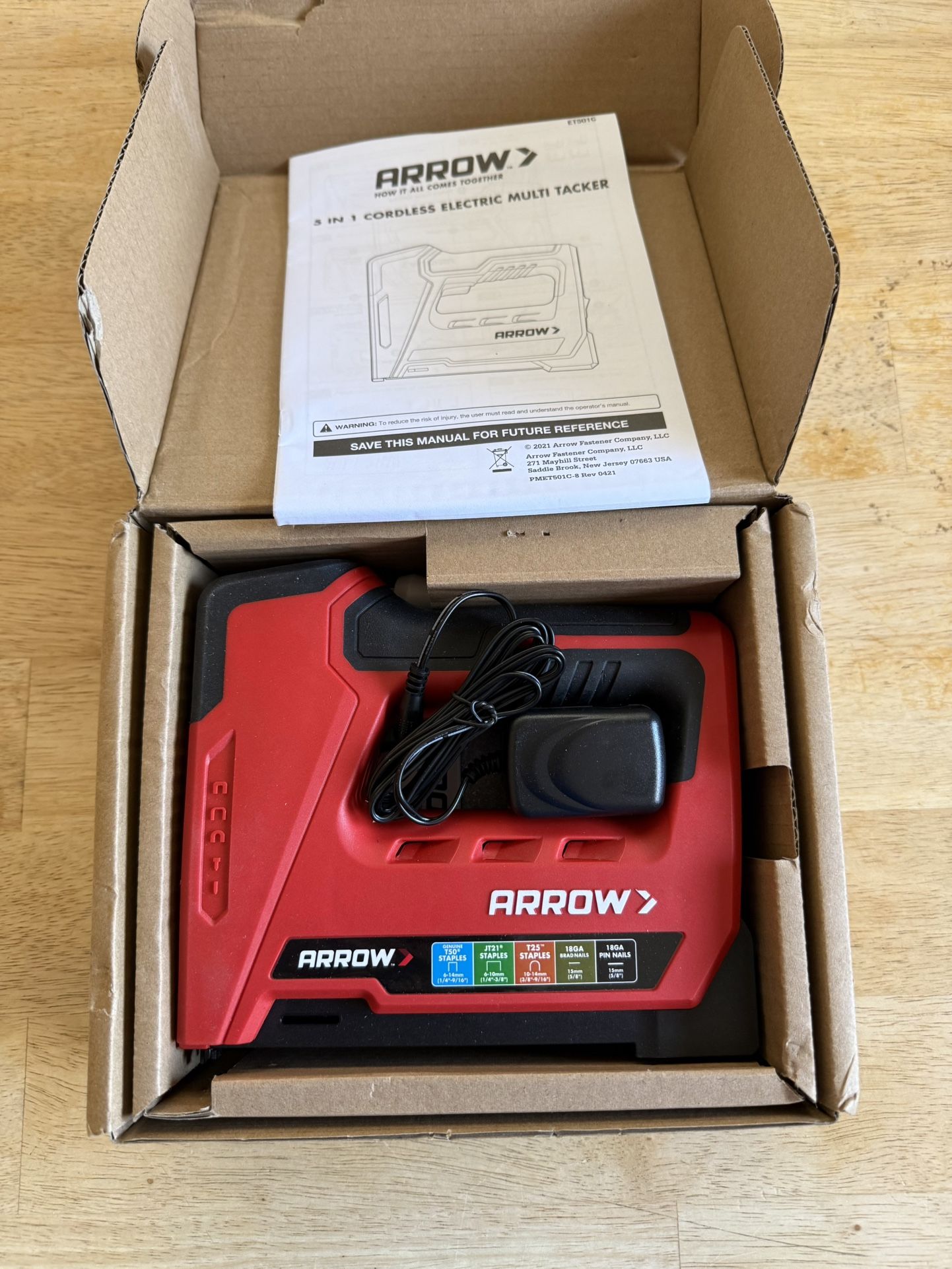 Arrow Cordless 5 in 1 Electric Staple Gun Kit - photo 2