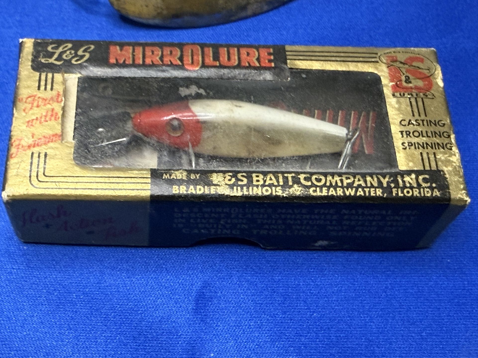 Lot of Vintage Fishing Lures - photo 4