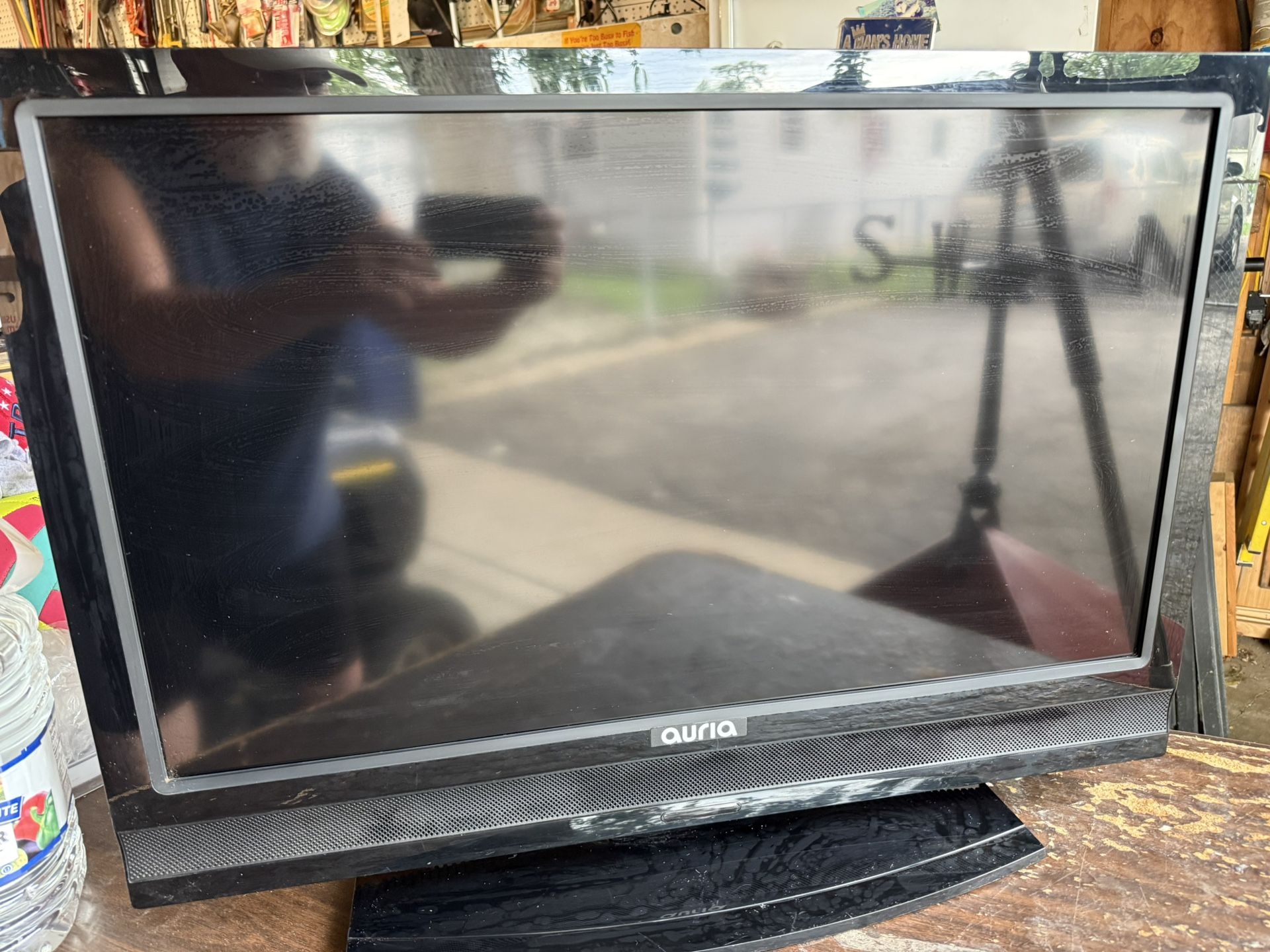 2 VsMAX Plug and Play Video Games w/ 32" TV - photo 5