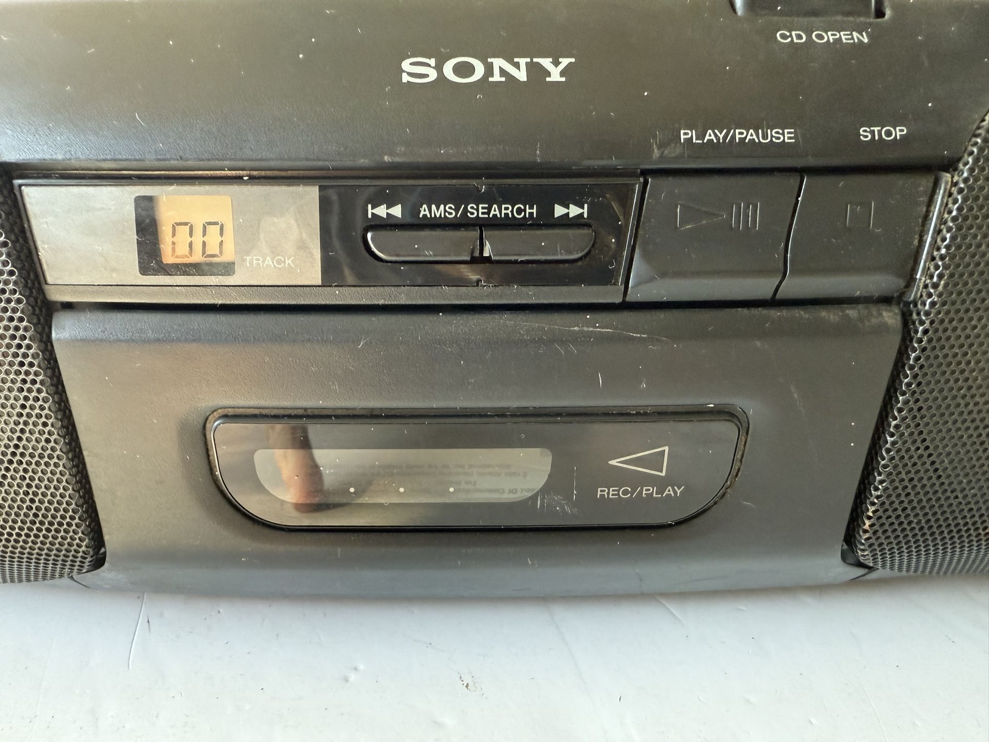 Sony Boom Box - photo 2