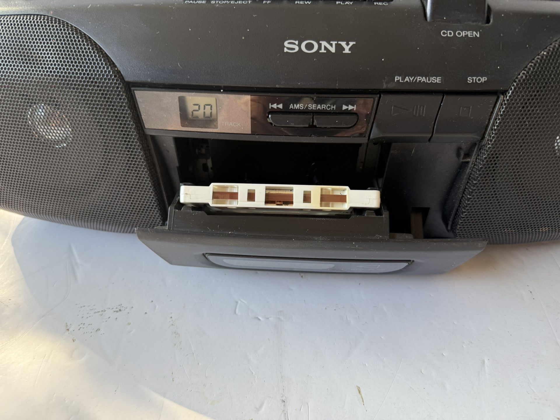 Sony Boom Box - photo 4