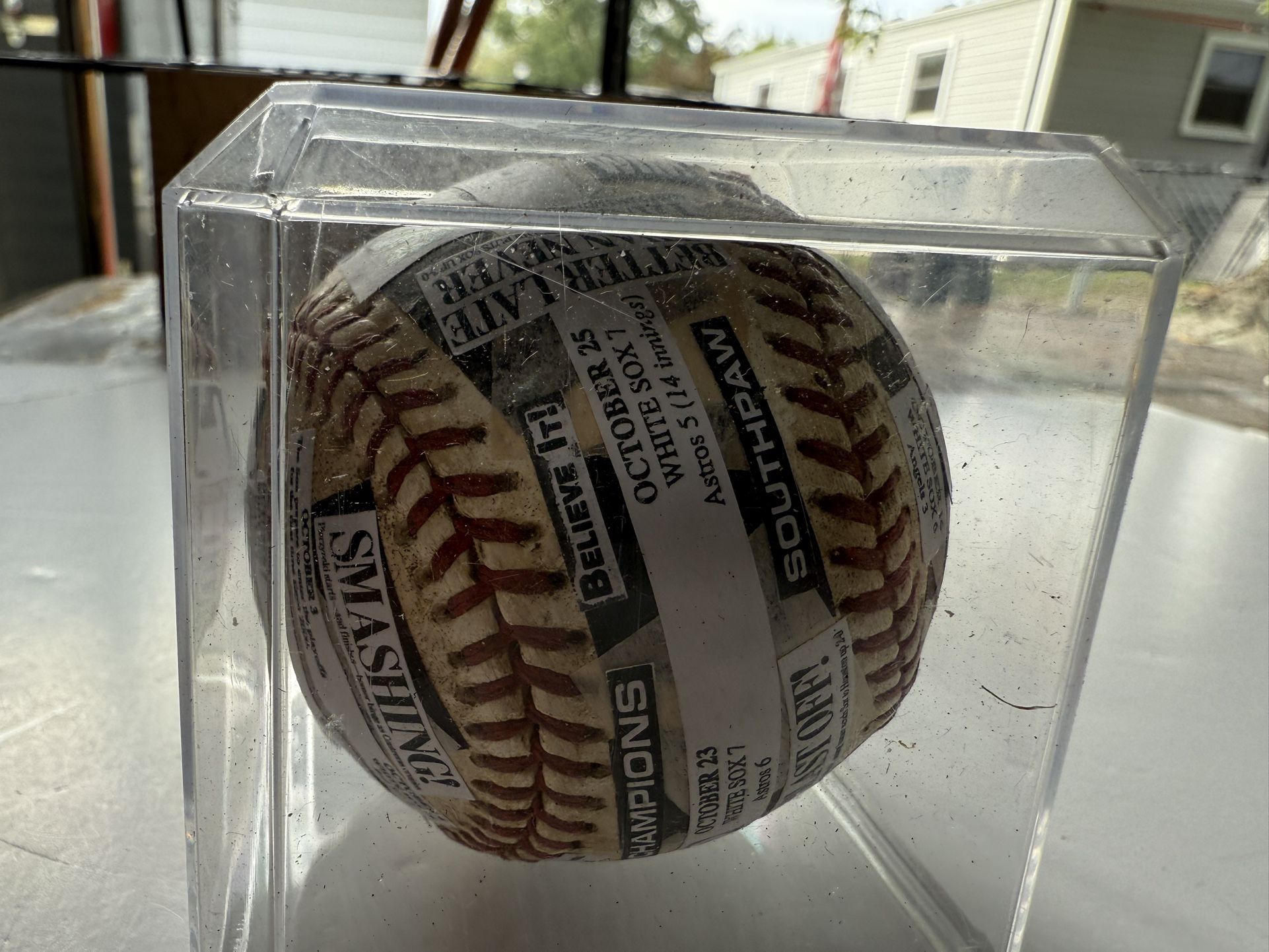Chicago White Sox 2005 World Series Commemorative Ball - photo 3