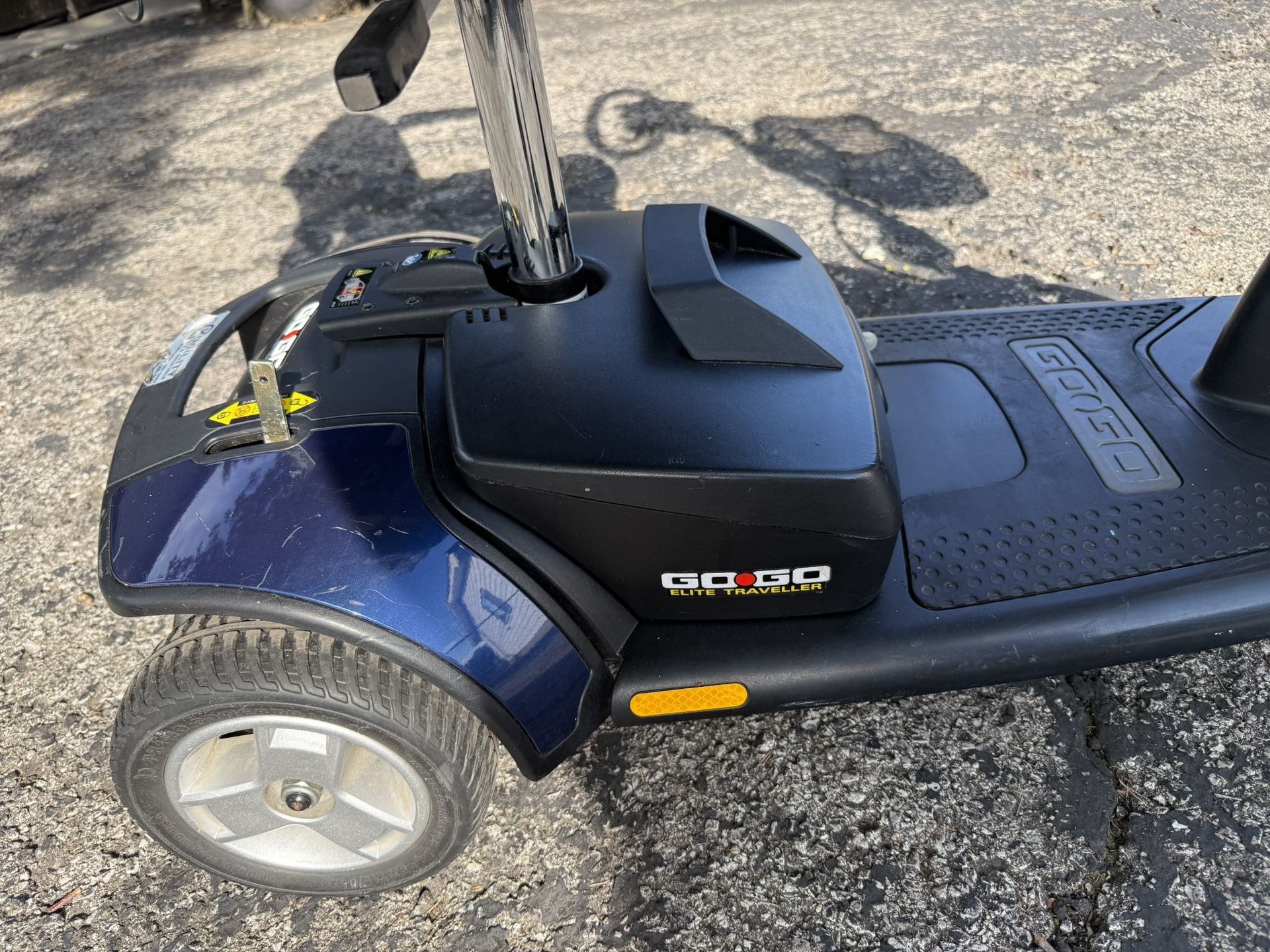 Go Go Pro Elite With Brand New Batteries - photo 2