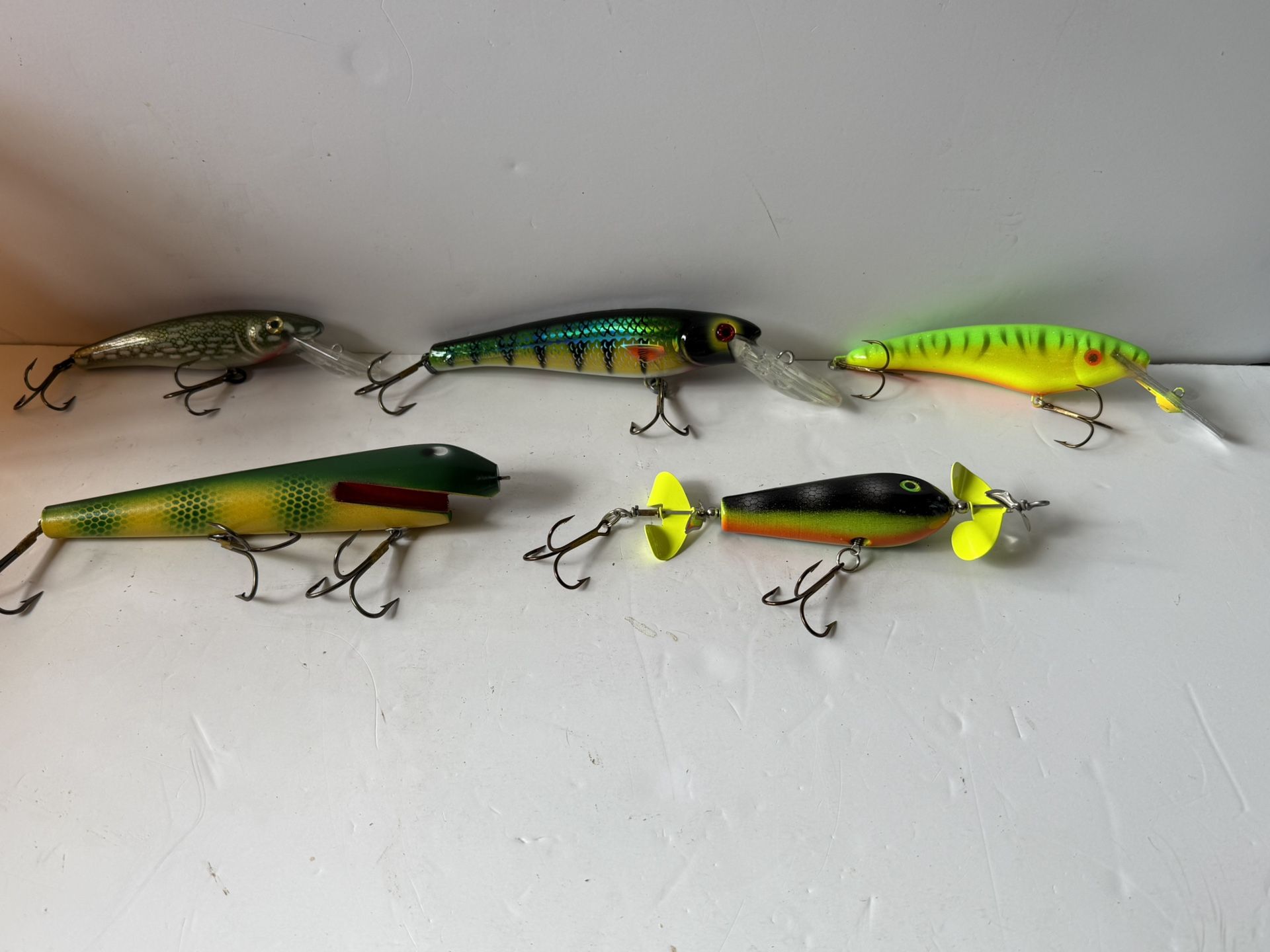 Musky Lures. Brand New - photo 2